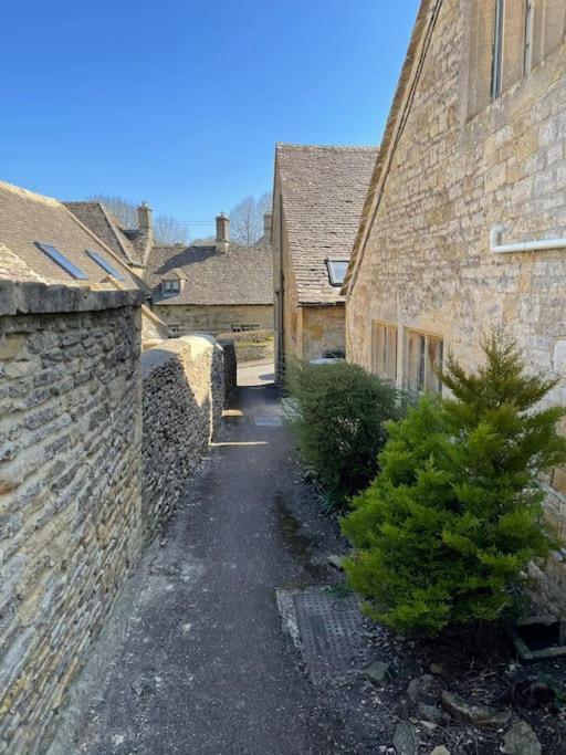 Fordview Cottage Is Full Of Cotwolds Charm Upper Slaughter Eksteriør bilde