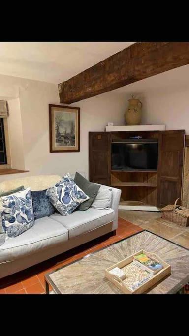 Fordview Cottage Is Full Of Cotwolds Charm Upper Slaughter Eksteriør bilde