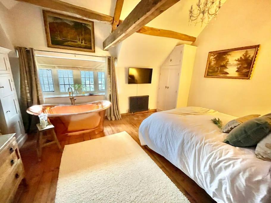 Fordview Cottage Is Full Of Cotwolds Charm Upper Slaughter Eksteriør bilde