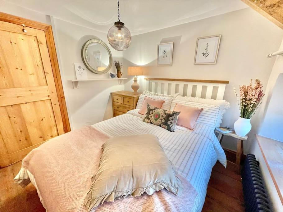 Fordview Cottage Is Full Of Cotwolds Charm Upper Slaughter Eksteriør bilde