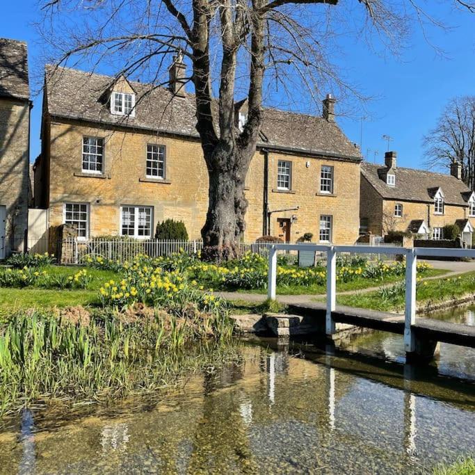 Fordview Cottage Is Full Of Cotwolds Charm Upper Slaughter Eksteriør bilde